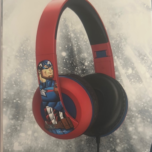 Marvel Avengers Stereo Headphones - Red - Picture 5 of 5